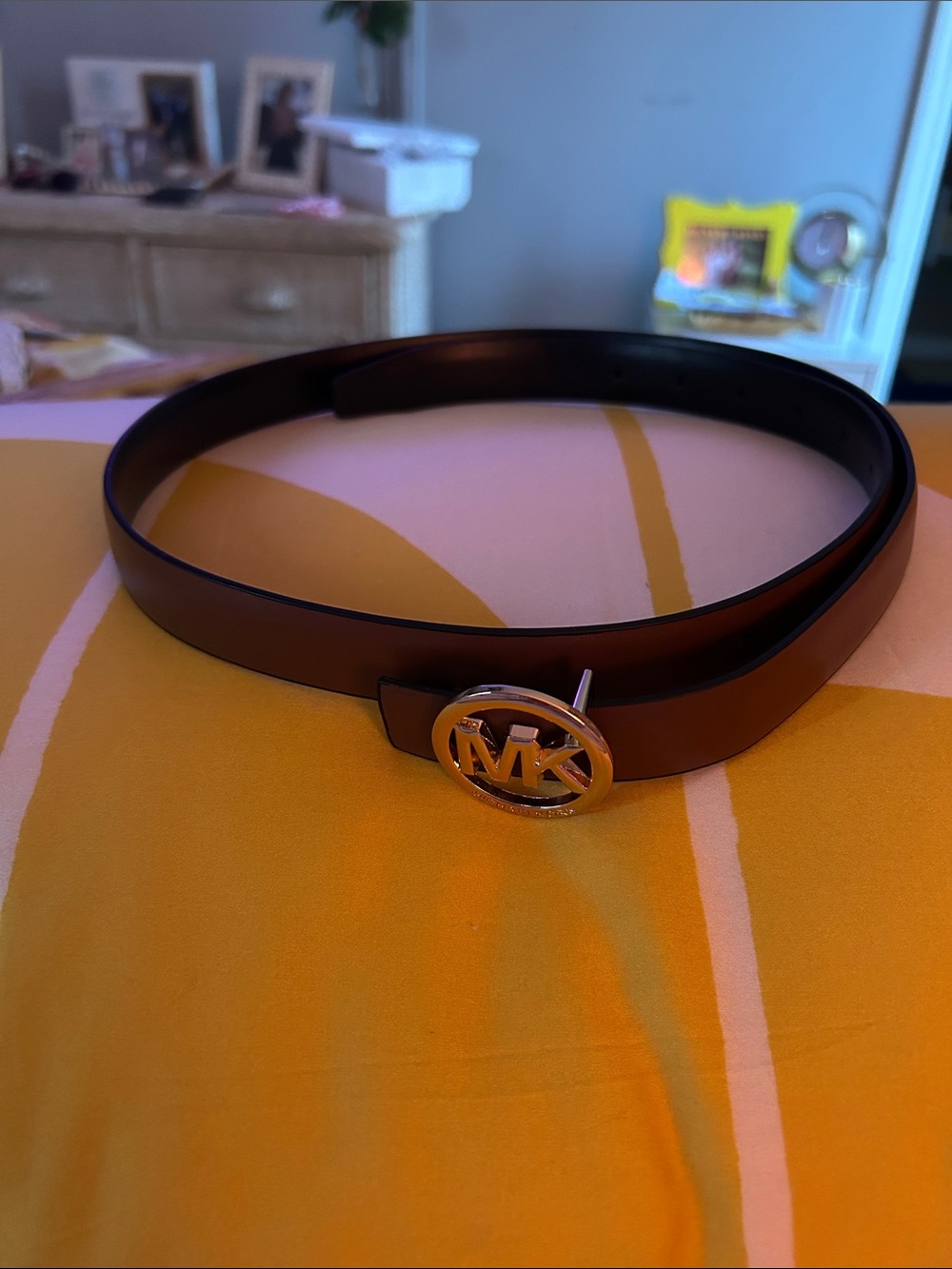 Michael Kors copy of Brown Leather Belt with Silver MK Round Buckle - Picture 2 of 6